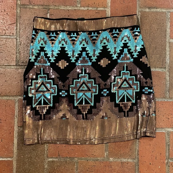 RU Apparel Sequence Skirt M - Picture 2 of 4